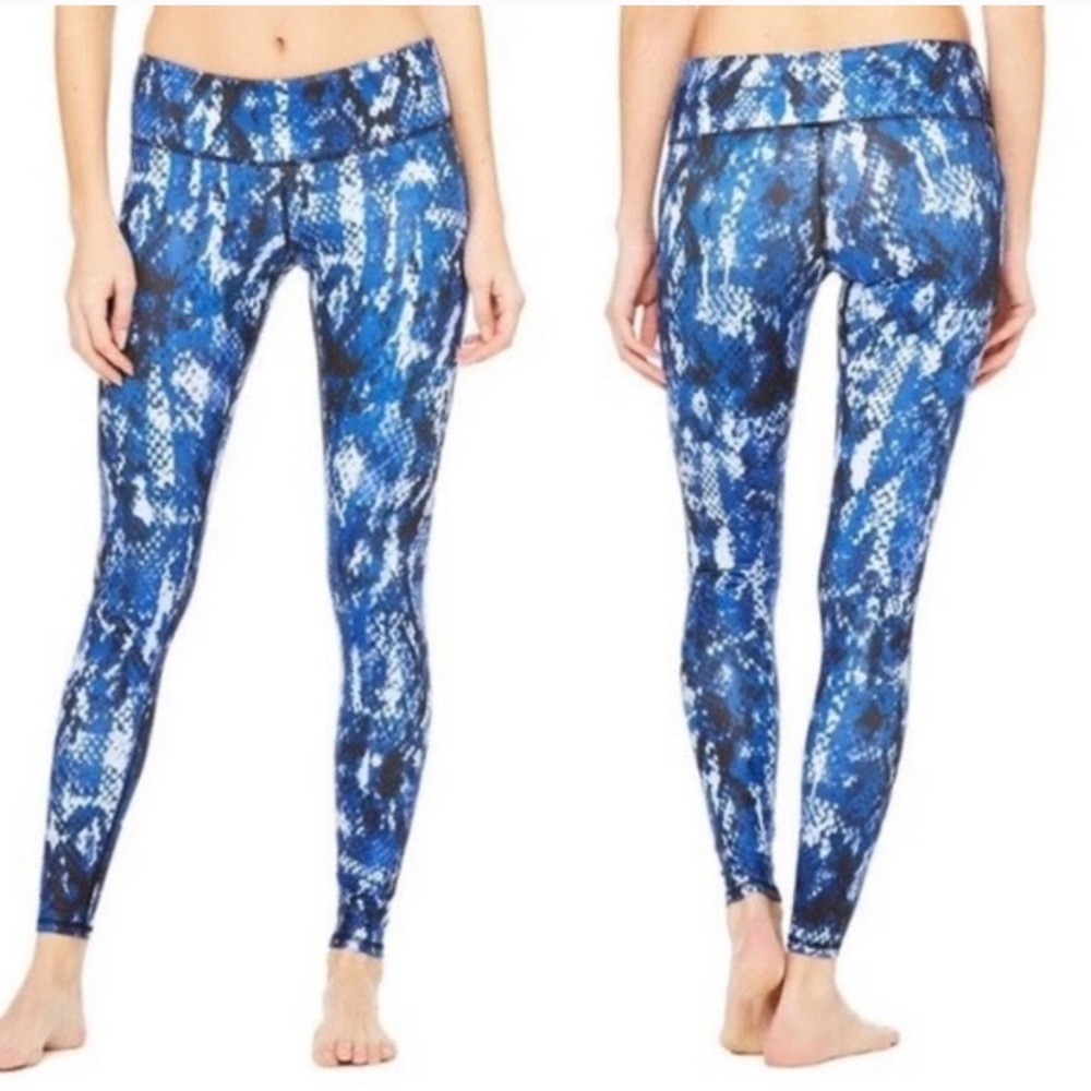 Alo Yoga Airbrush Blue Snakeskin Printed legging